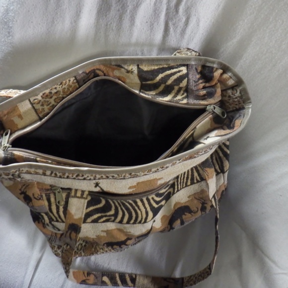 Womens Travel Bags and Accessories African Jiungle Print - Picture 5 of 7